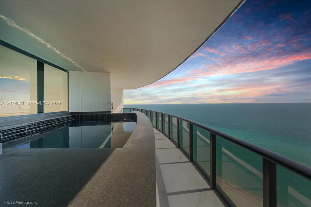18555 Collins Ave #1901 Sunny Isles Beach, FL 33160