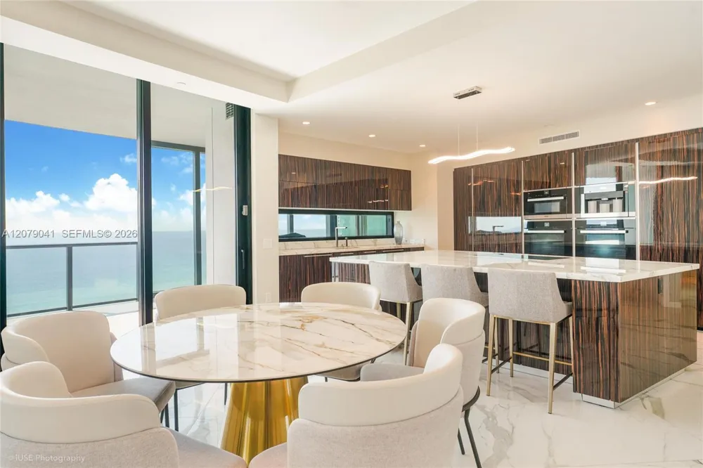 18555 Collins Ave #1901 Sunny Isles Beach, FL 33160