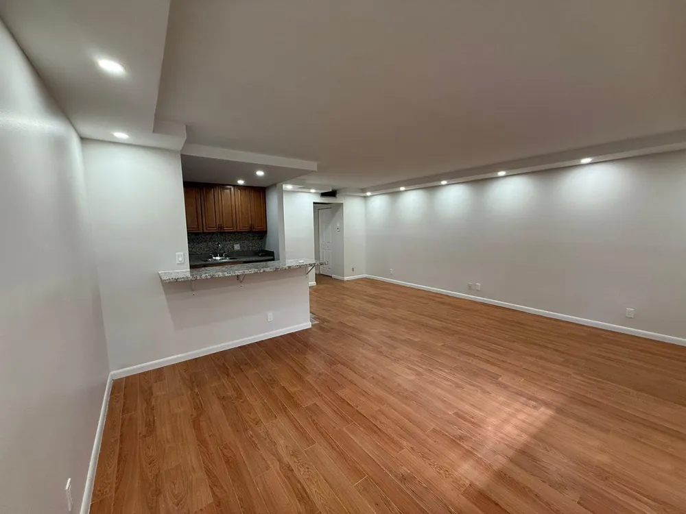 2200 SPRINGDALE BOULEVARD #206 Palm Springs, FL 33461