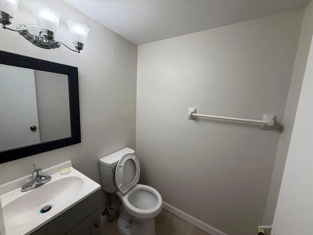 2200 SPRINGDALE BOULEVARD #206 Palm Springs, FL 33461
