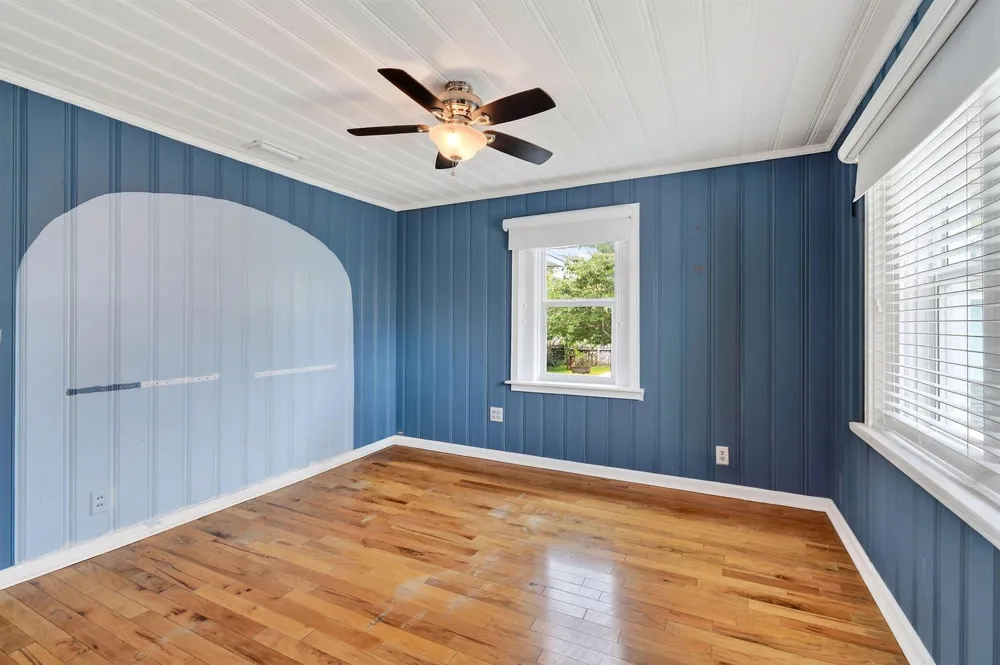 411 Evergreen Drive Lake Park, FL 33403