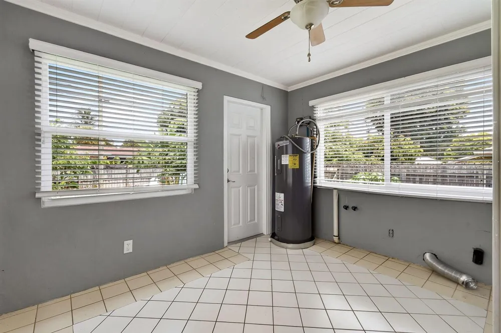 411 Evergreen Drive Lake Park, FL 33403