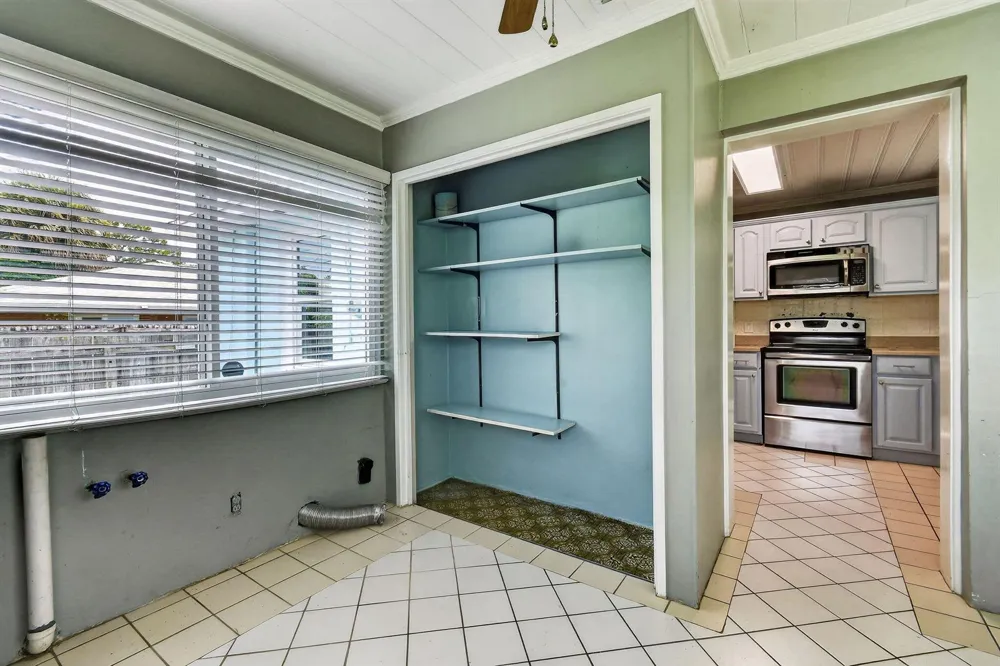 411 Evergreen Drive Lake Park, FL 33403