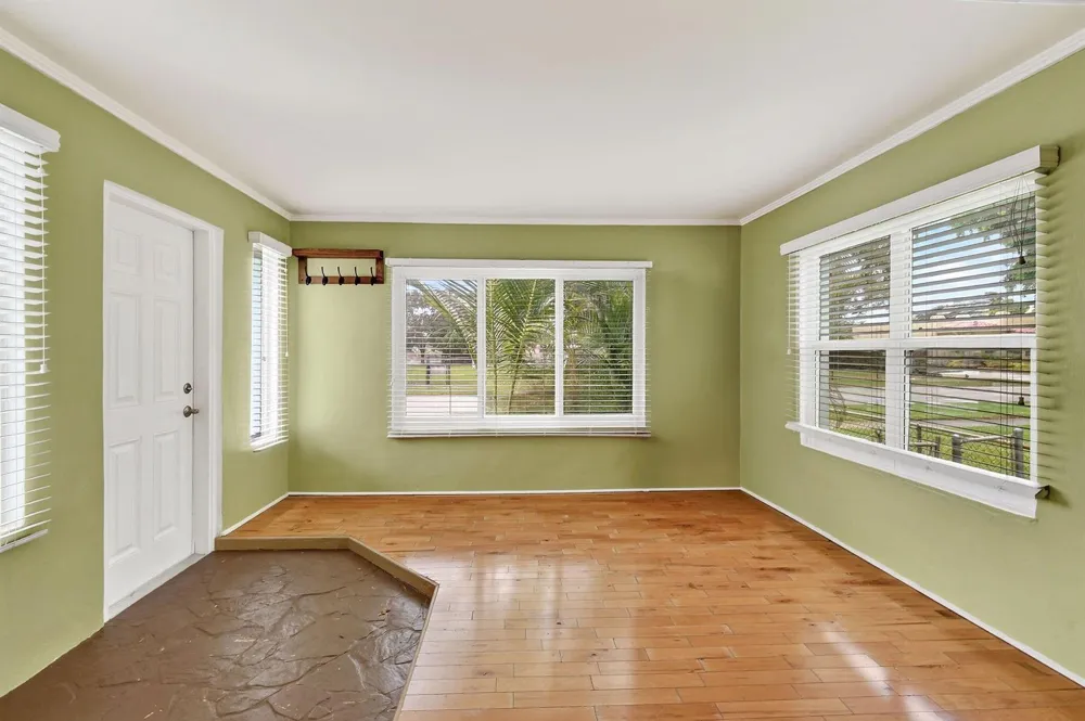 411 Evergreen Drive Lake Park, FL 33403
