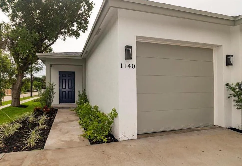 1140 NW 1st Avenue Fort Lauderdale, FL 33311