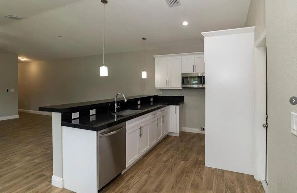 1140 NW 1st Avenue Fort Lauderdale, FL 33311