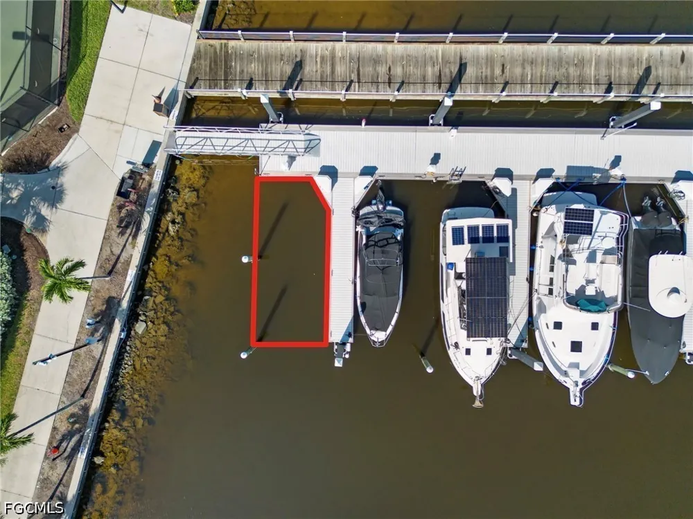 38 Ft. BOAT SLIP AT GULF HARBOUR A-1 Fort Myers, FL 33908