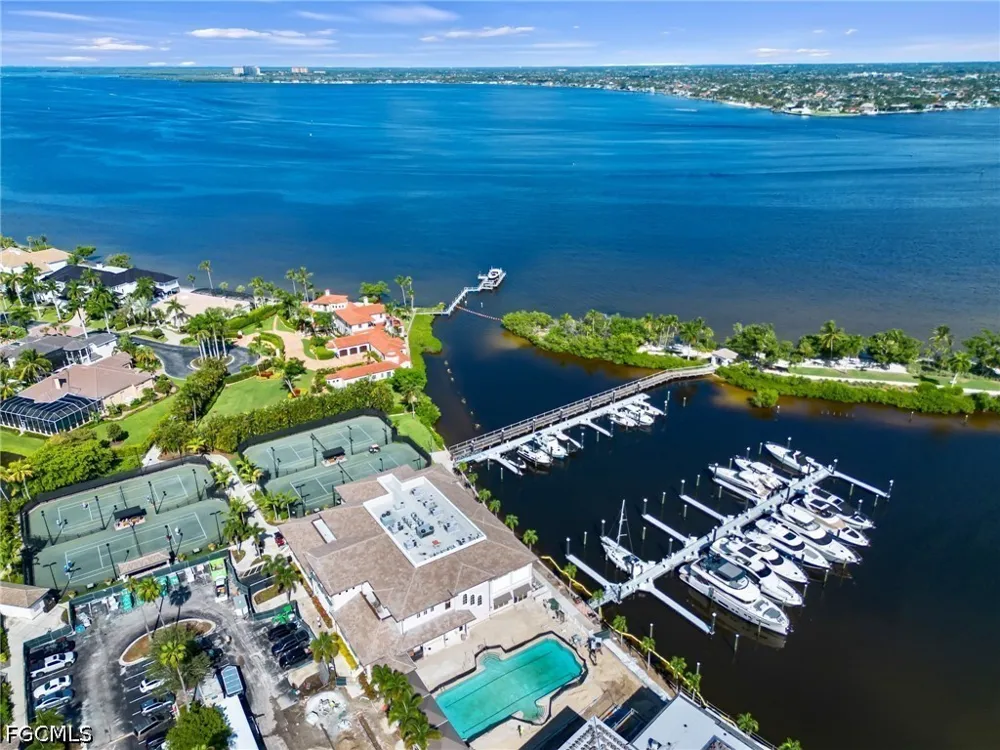 38 Ft. BOAT SLIP AT GULF HARBOUR A-1 Fort Myers, FL 33908