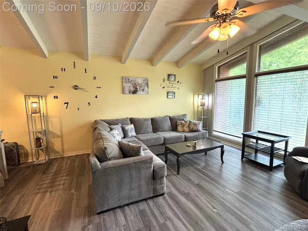 1359 Westwood Drive Flint Charter Township, MI 48532