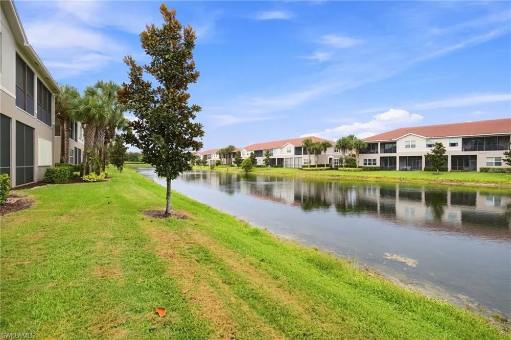 6509 Monterey PT #102 Naples, FL 34105