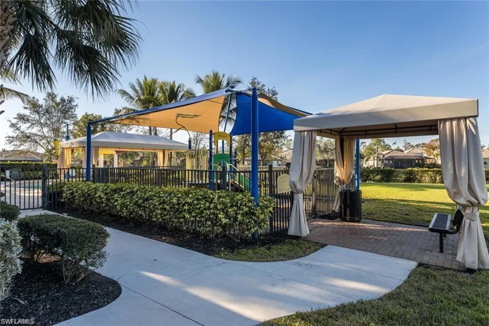 6509 Monterey PT #102 Naples, FL 34105