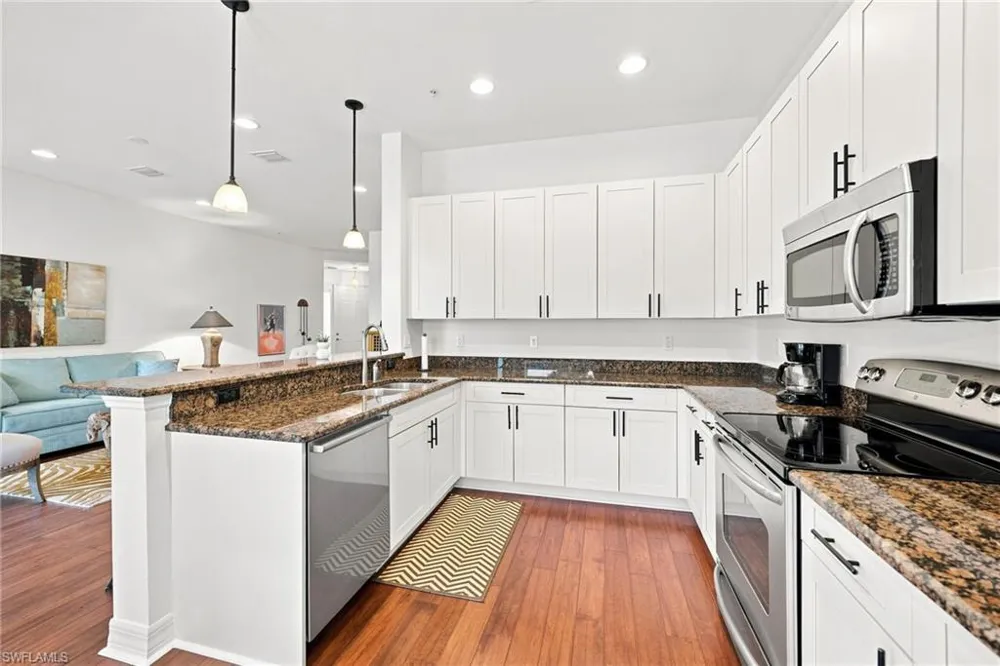 6509 Monterey PT #102 Naples, FL 34105