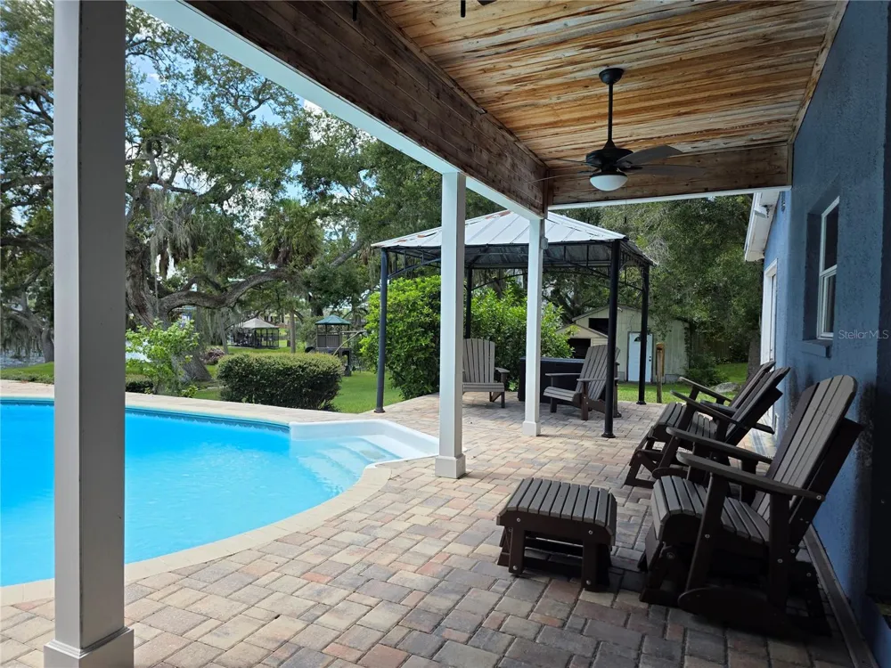 9303 ALICE LANE Riverview, FL 33578