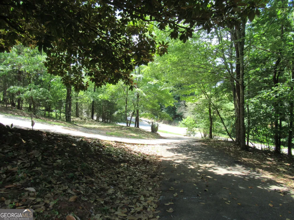 13 Hallmark PL Dahlonega, GA 30533