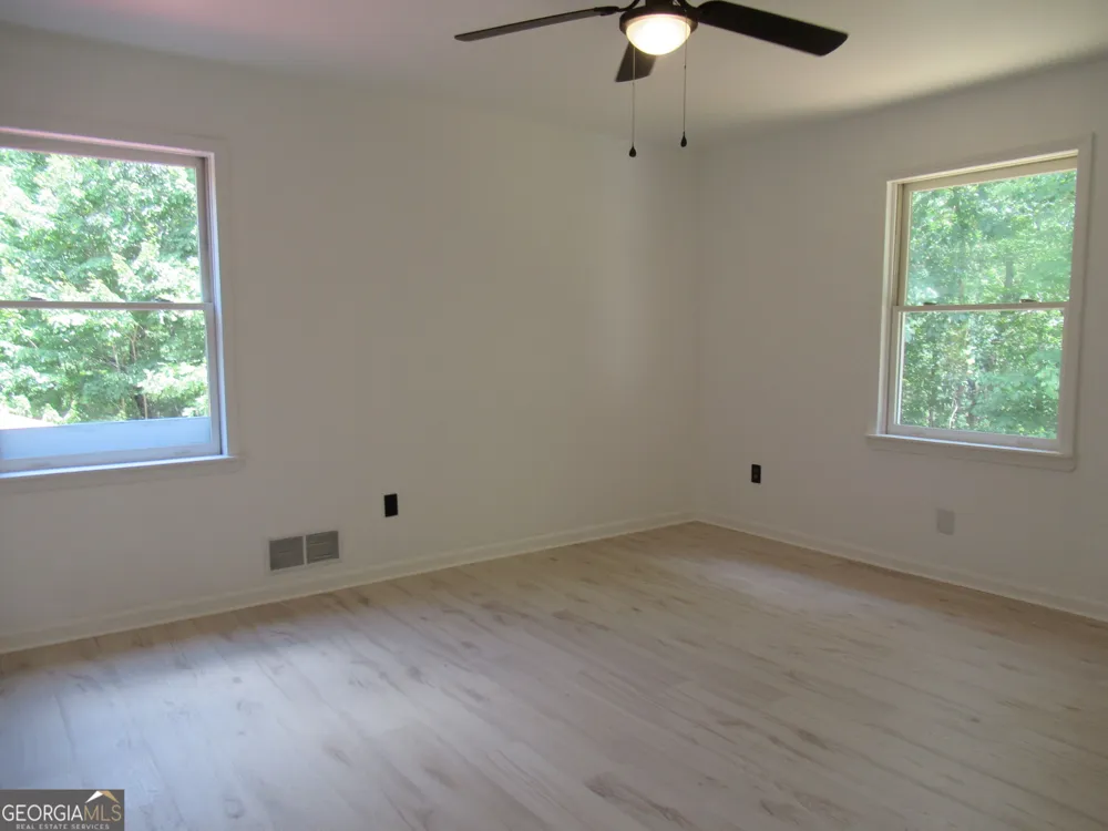 13 Hallmark PL Dahlonega, GA 30533