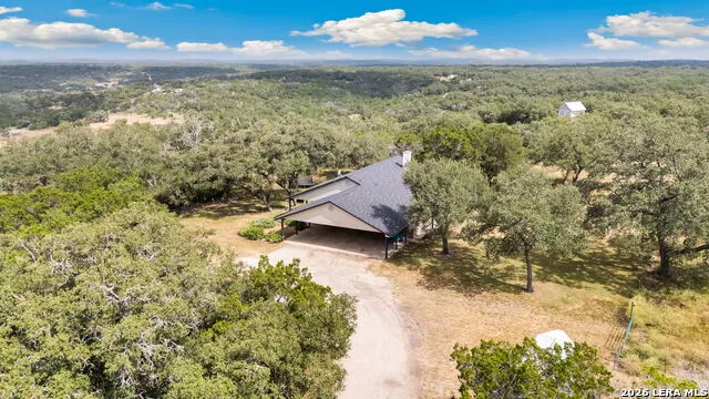 218 County Road 3501 Mico, TX 78056