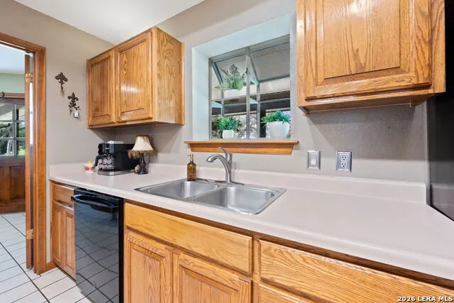 218 County Road 3501 Mico, TX 78056