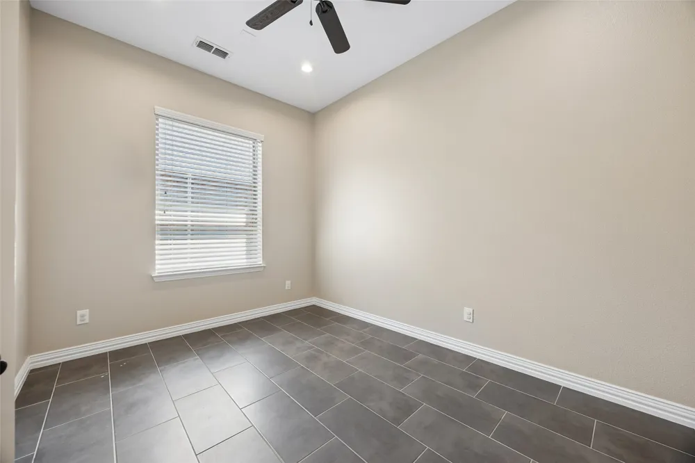 2526 Fruitland Avenue Farmers Branch, TX 75234