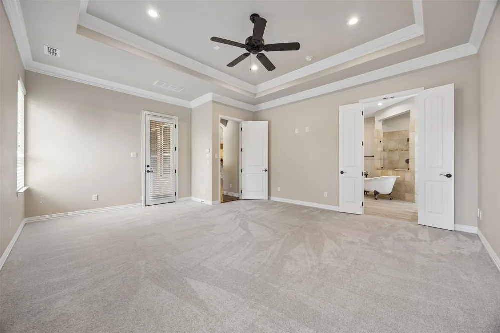 2526 Fruitland Avenue Farmers Branch, TX 75234