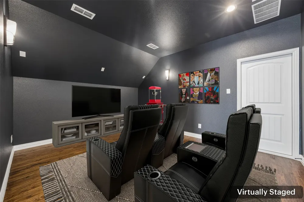 2526 Fruitland Avenue Farmers Branch, TX 75234
