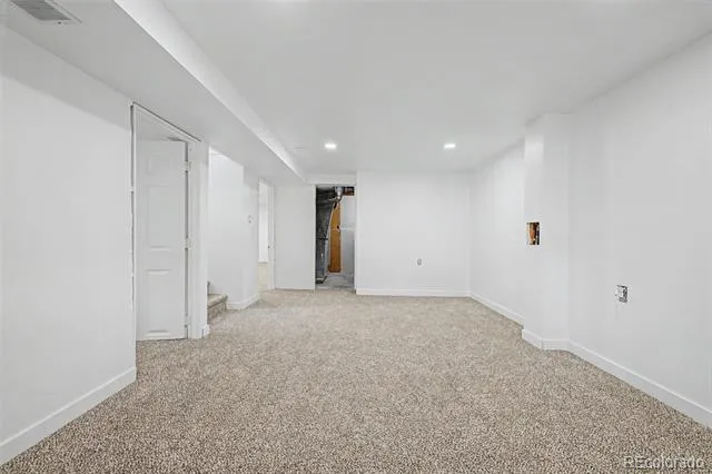 3039 Victor Street Aurora, CO 80011
