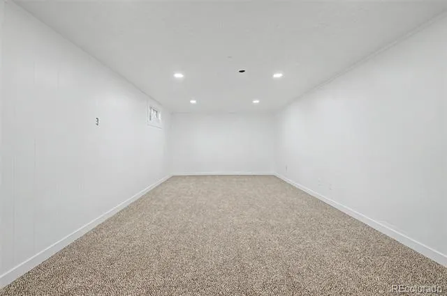3039 Victor Street Aurora, CO 80011