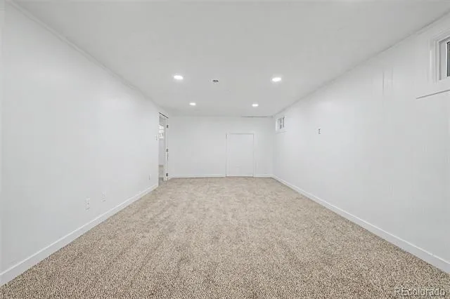 3039 Victor Street Aurora, CO 80011