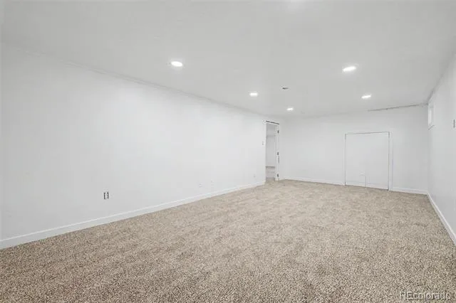 3039 Victor Street Aurora, CO 80011
