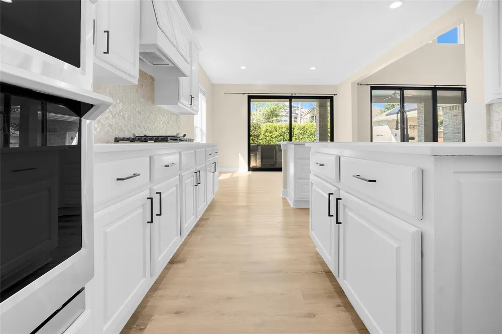 83 W Canyon Wren Circle The Woodlands, TX 77389