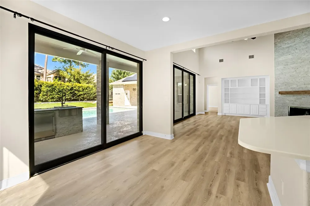 83 W Canyon Wren Circle The Woodlands, TX 77389