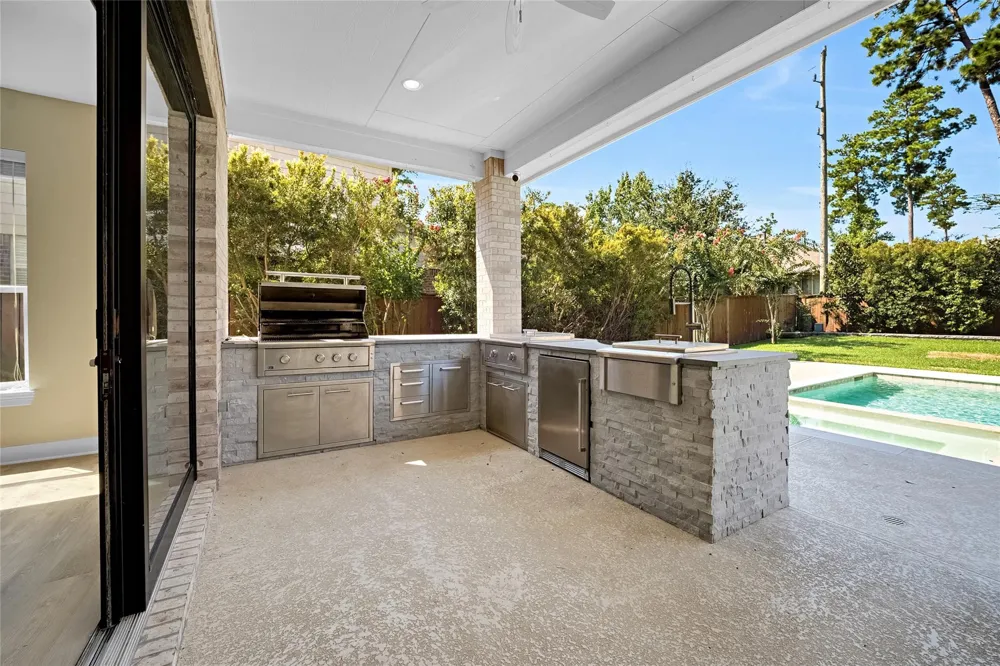 83 W Canyon Wren Circle The Woodlands, TX 77389