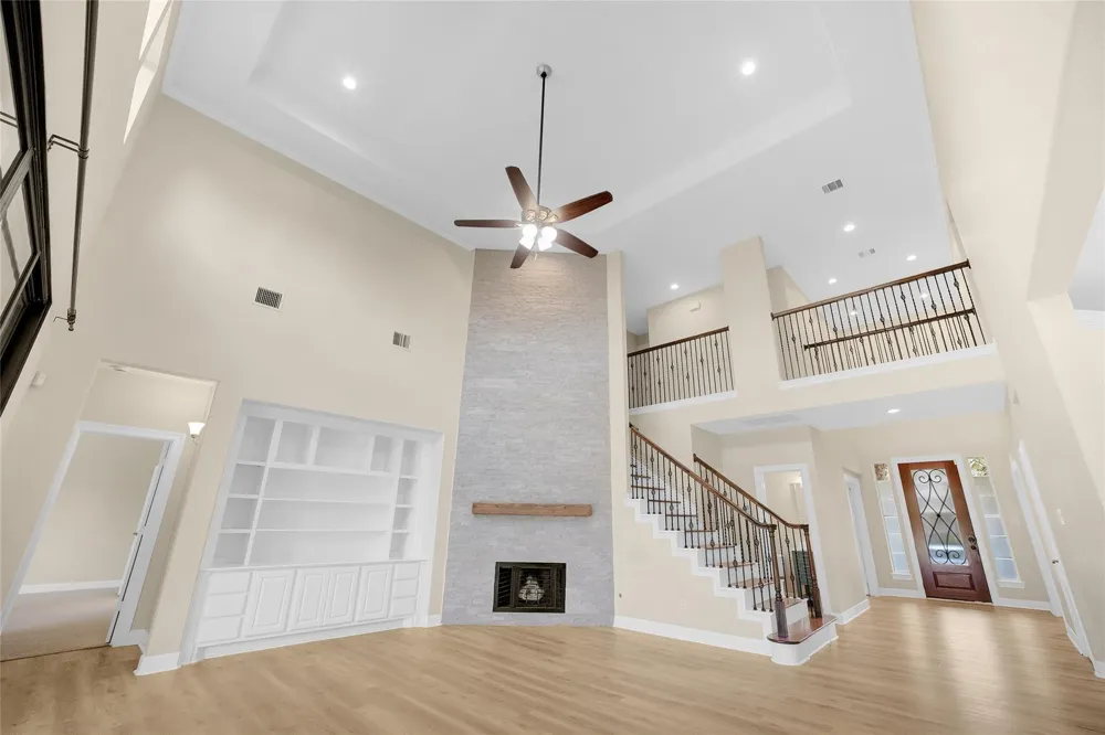 83 W Canyon Wren Circle The Woodlands, TX 77389