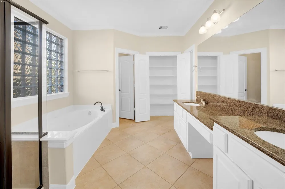 83 W Canyon Wren Circle The Woodlands, TX 77389