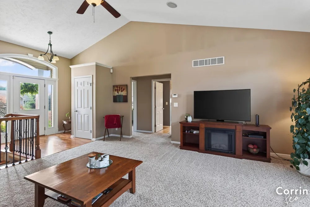3843 Pine Meadow Drive Holland, MI 49424