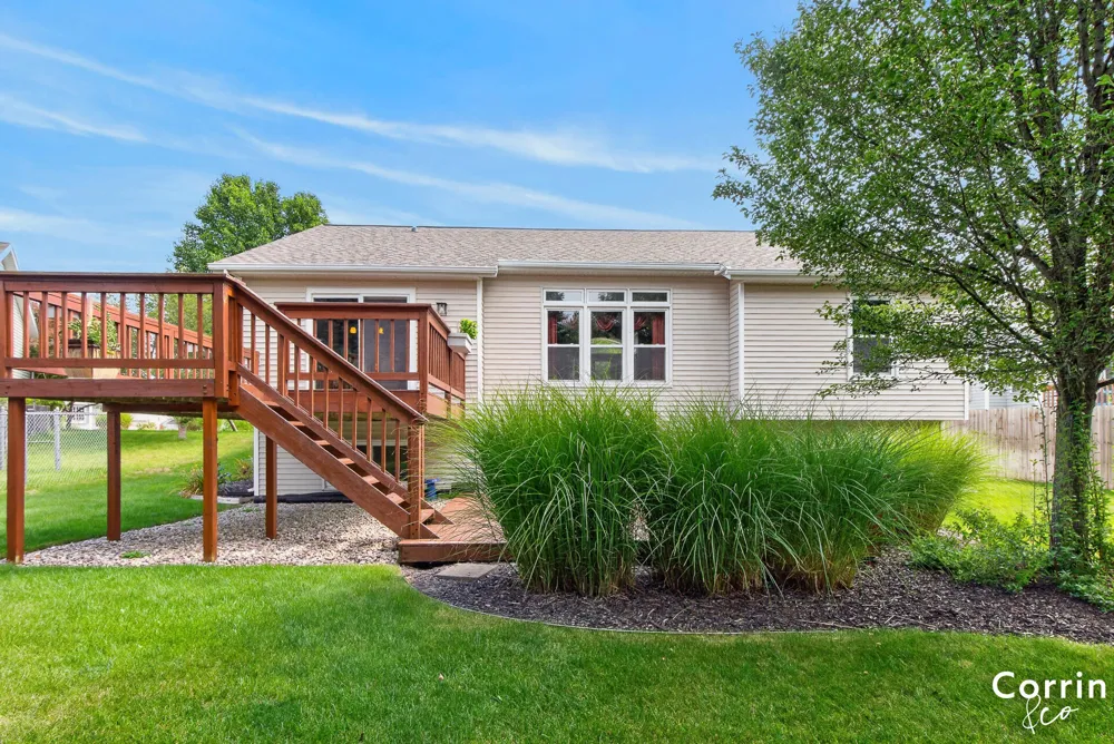3843 Pine Meadow Drive Holland, MI 49424