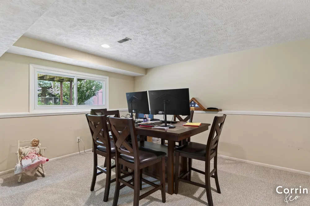 3843 Pine Meadow Drive Holland, MI 49424