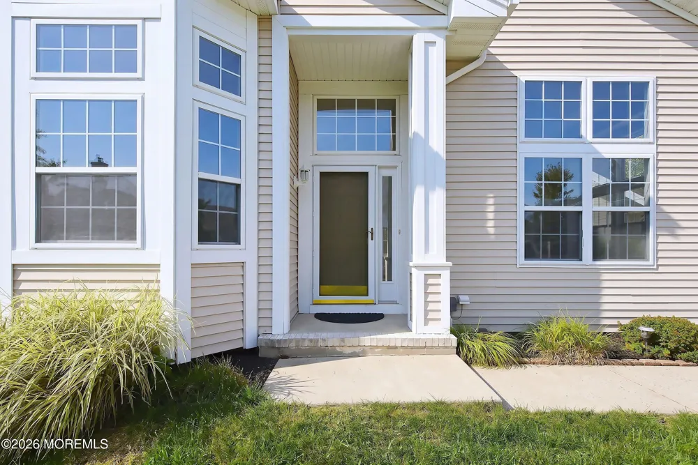 7 Bayou Court Barnegat, NJ 08005