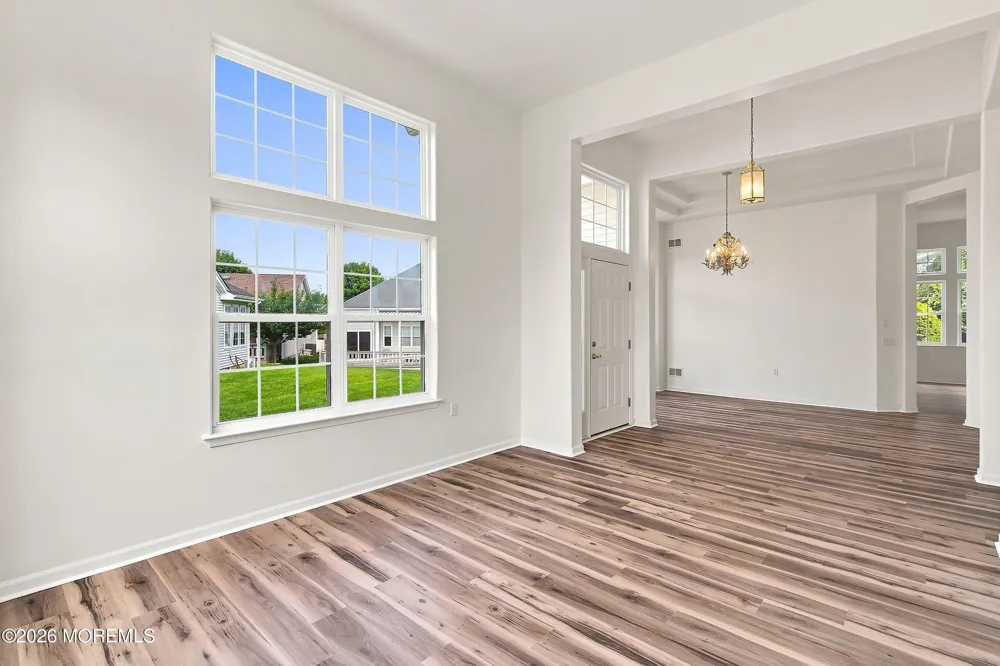 7 Bayou Court Barnegat, NJ 08005