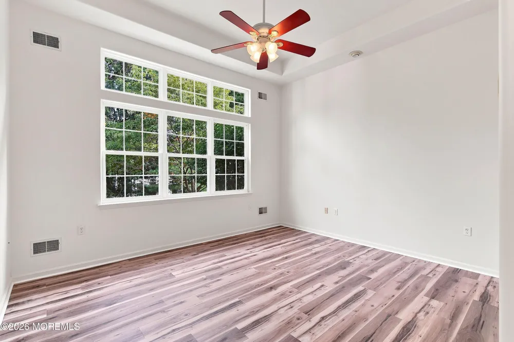 7 Bayou Court Barnegat, NJ 08005