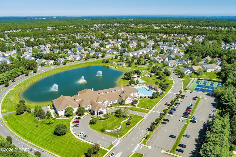 7 Bayou Court Barnegat, NJ 08005
