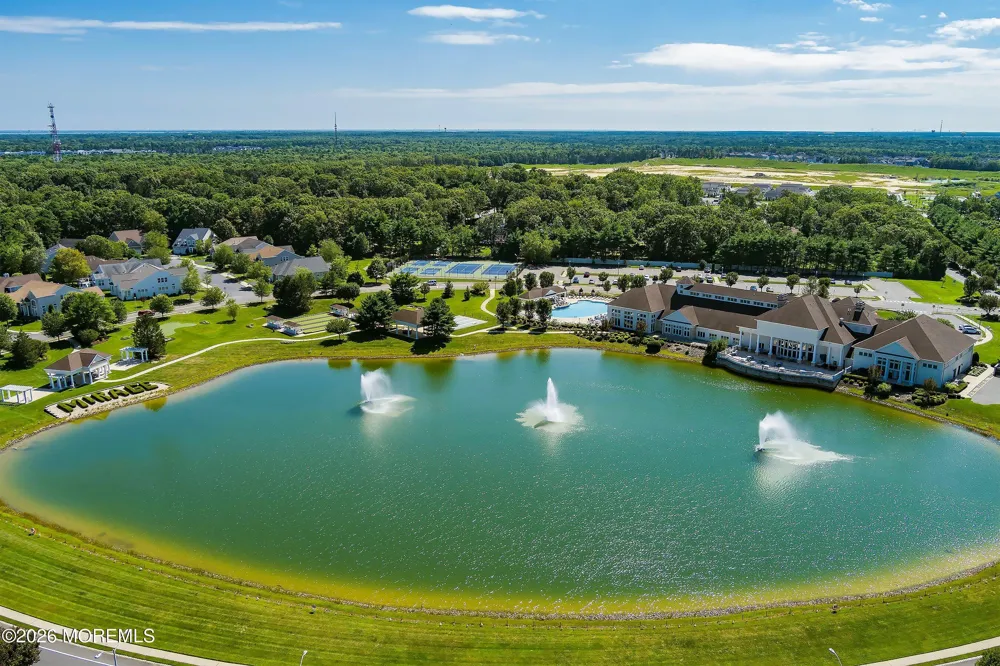 7 Bayou Court Barnegat, NJ 08005