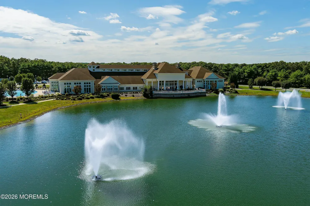 7 Bayou Court Barnegat, NJ 08005