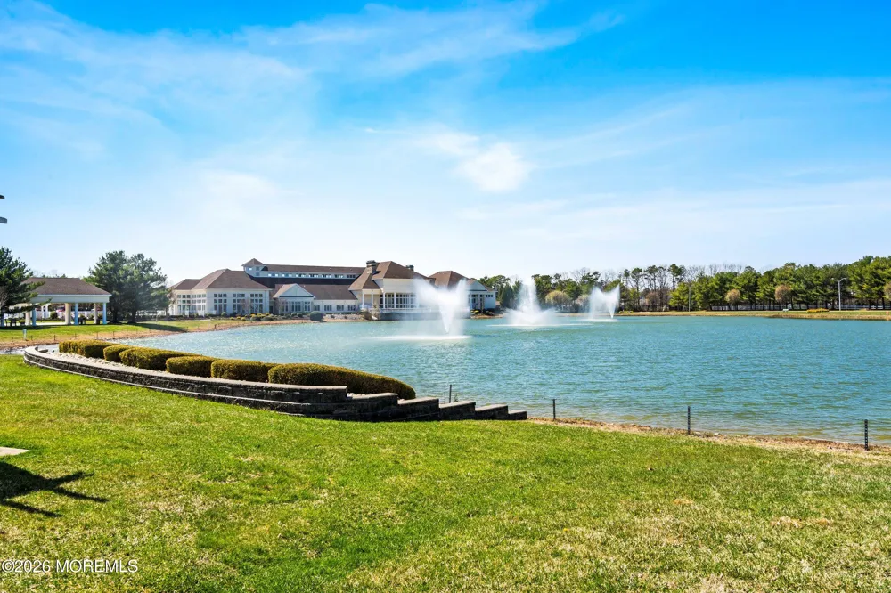 7 Bayou Court Barnegat, NJ 08005