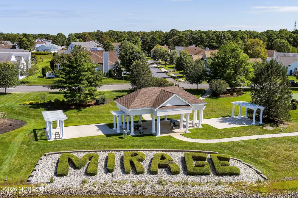 7 Bayou Court Barnegat, NJ 08005