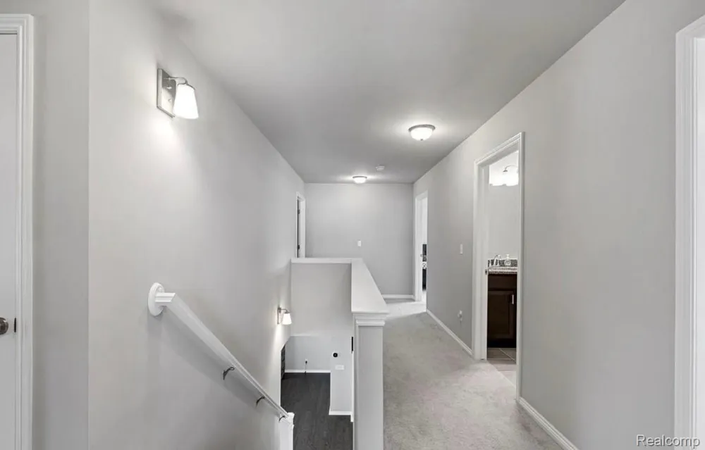 1821 Emerald Lane Wixom City, MI 48393