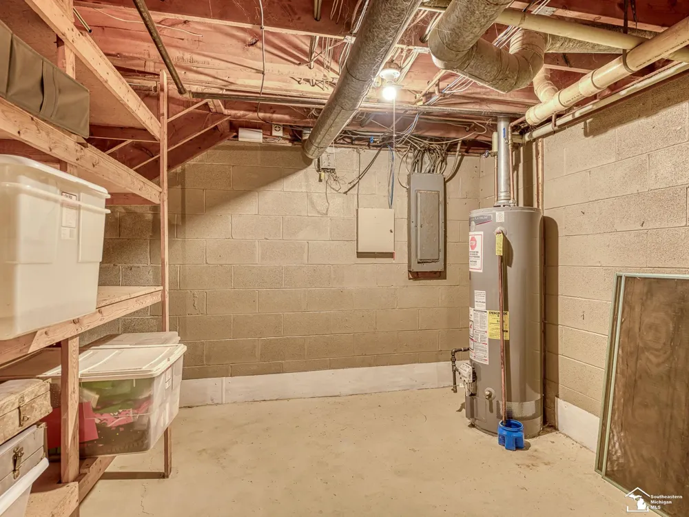 10680 Haggerman Road Berlin Charter Township, MI 48179