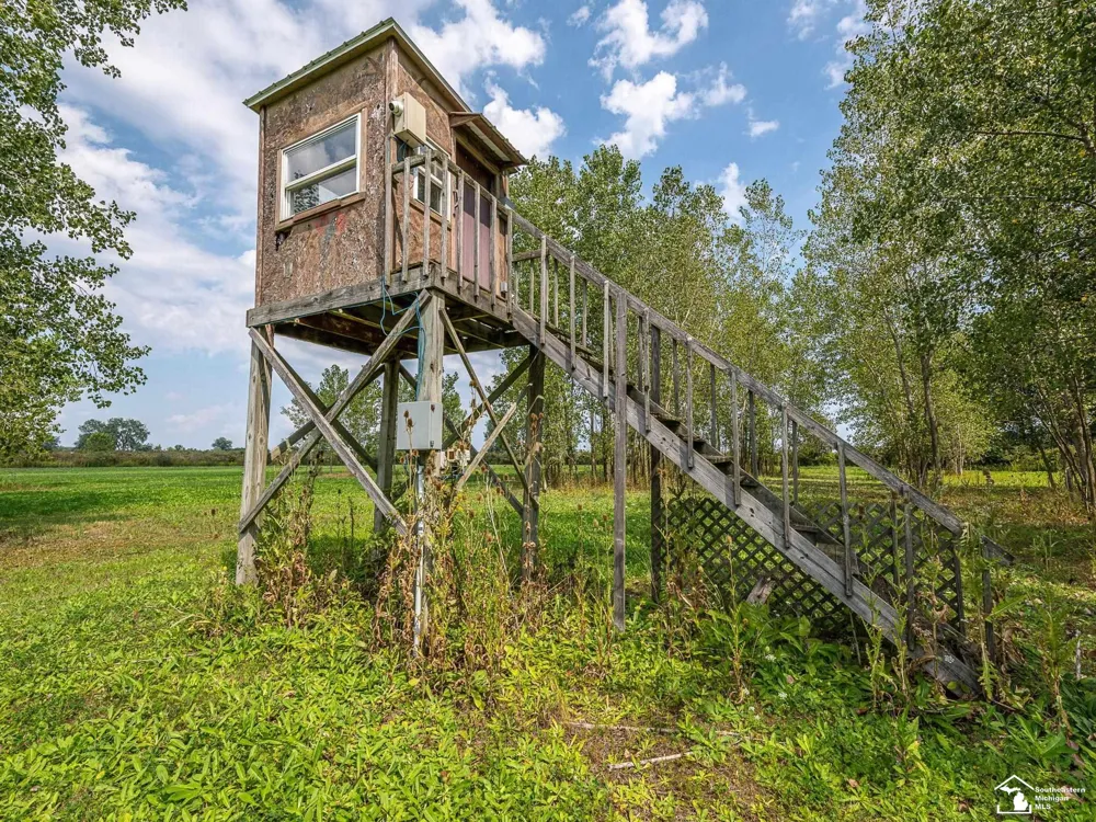 10680 Haggerman Road Berlin Charter Township, MI 48179