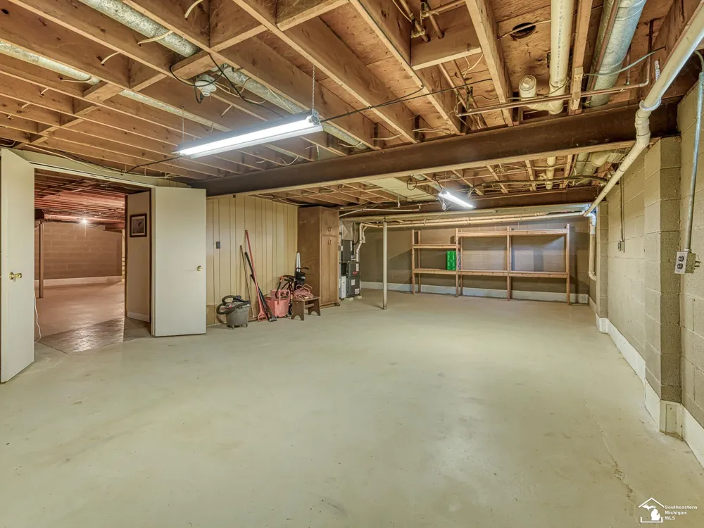 10680 Haggerman Road Berlin Charter Township, MI 48179