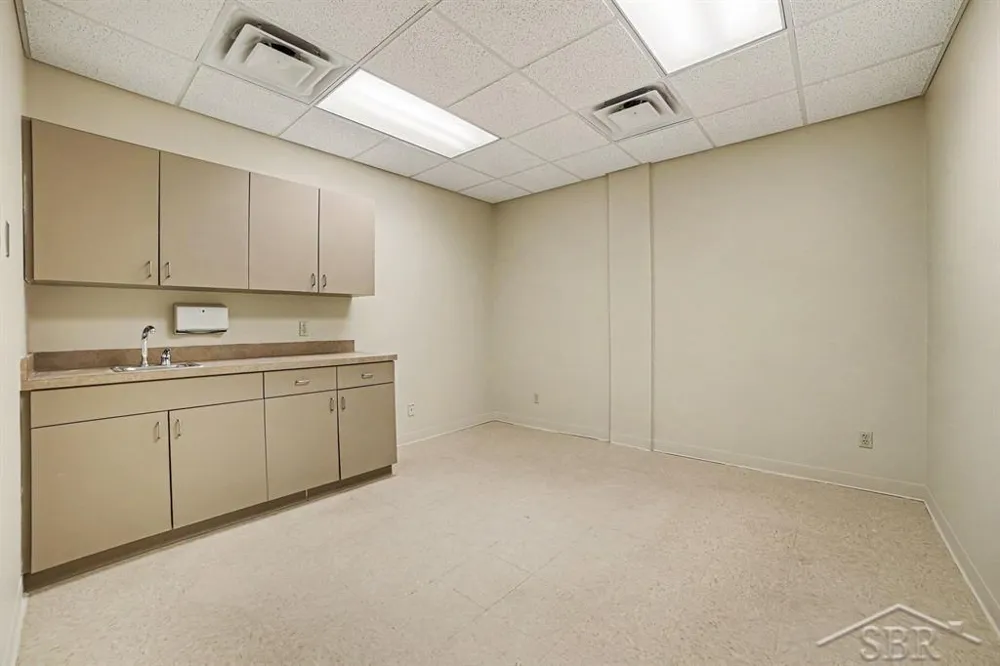 2524 W Wackerly Street Midland City, MI 48640