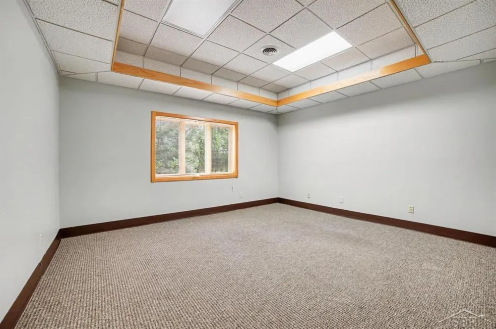 2528 W Wackerly Street Midland City, MI 48640